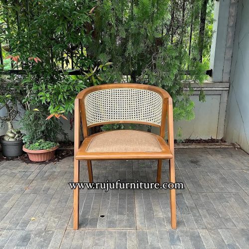 Rocky Rottan Chair