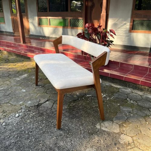 Bench -001